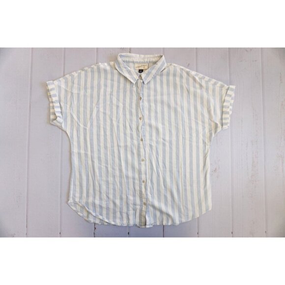 Universal Thread Button Down Short Sleeve Blouse Striped, Size M - Picture 1 of 7
